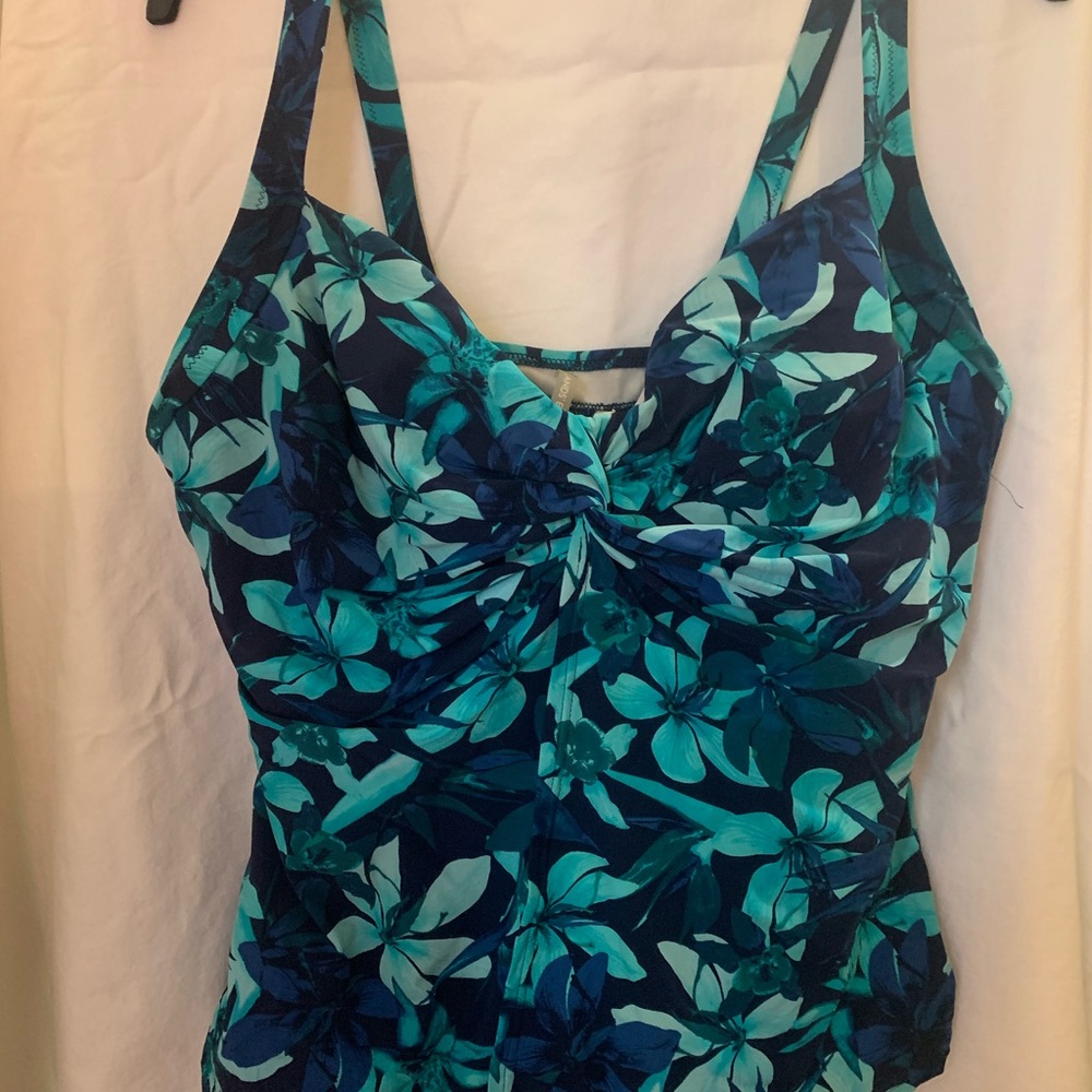 Lands End Floral Blue and Green Women's Top